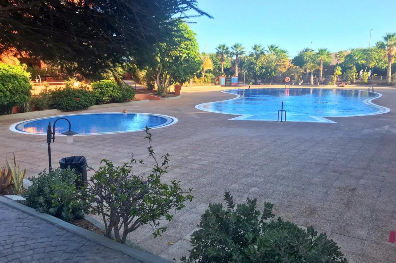 Beautiful Apartment In La Tejita With Pool 格拉纳迪利亚-德阿沃纳 外观 照片